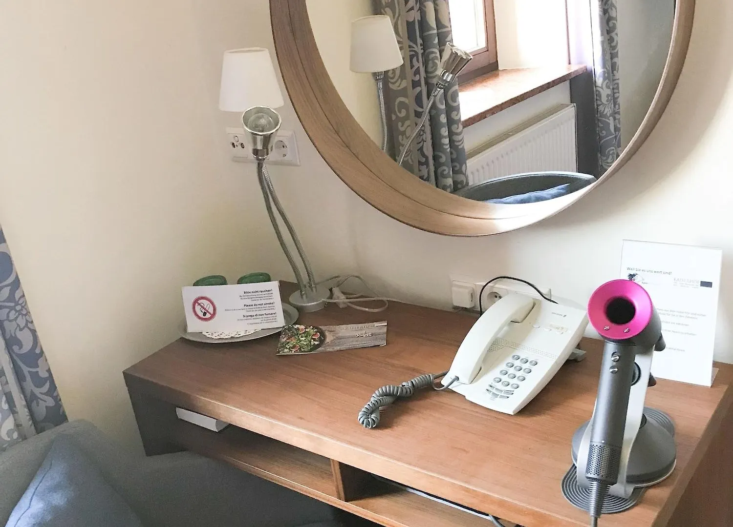 Hotel Kaiserhof Anif 3*,